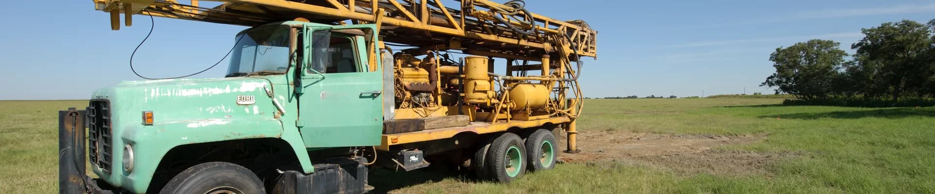 Well Drilling Harrisburg crew working on a well drilling project